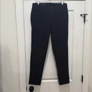Black ABC pant slim sz 32x32 sold
On another site